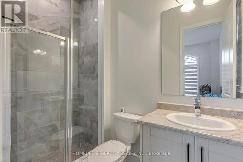71 Raspberry Rdg Avenue, Caledon, ON - Indoor Photo Showing Bathroom