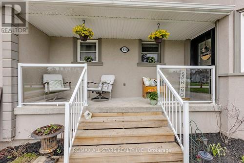 420 Centre Street, Brock, ON - Outdoor With Exterior