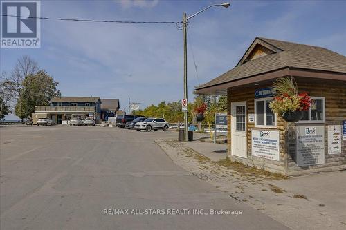 420 Centre Street, Brock, ON - Outdoor