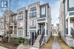 28 - 60 FAIRWOOD CIRCLE Brampton, ON L6R 0Y6
