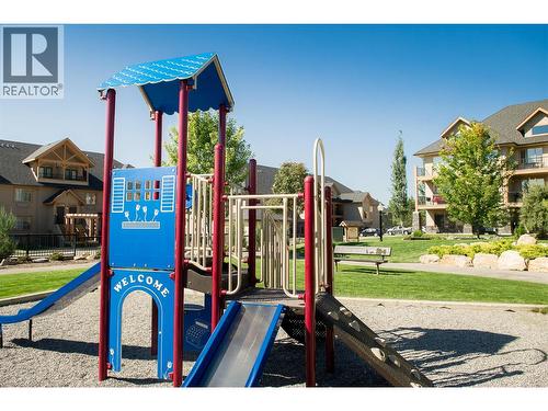 400 Bighorn Boulevard Unit# 416 K1, Radium Hot Springs, BC - Outdoor