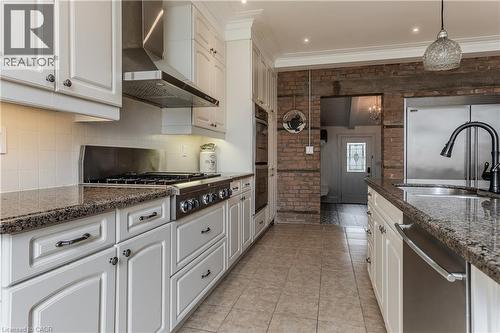 351 Rock Chapel Road, Dundas, ON - Indoor Photo Showing Kitchen With Upgraded Kitchen