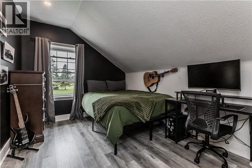 351 Rock Chapel Road, Dundas, ON - Indoor Photo Showing Bedroom