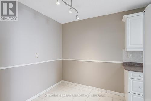 608 - 121 Trudelle Street, Toronto, ON - Indoor