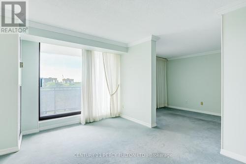 608 - 121 Trudelle Street, Toronto, ON - Indoor Photo Showing Other Room