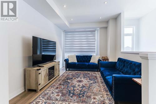 64 - 55 Tom Brown Drive, Brant, ON - Indoor Photo Showing Living Room