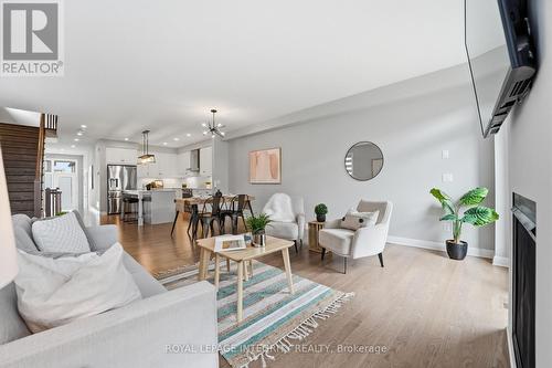 862 Moses Tennisco Street, Ottawa, ON - Indoor Photo Showing Living Room