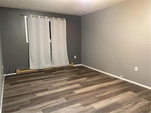 224 Crescent Drive, Swan River, MB - Indoor Photo Showing Other Room