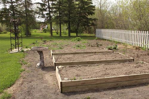 Garden space! - 387 William Street, Arborg, MB - Outdoor