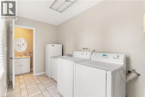 5660 Fifth Line, Guelph/Eramosa, ON - Indoor Photo Showing Laundry Room