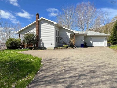 10797 Highway 105, Aberdeen, NS 