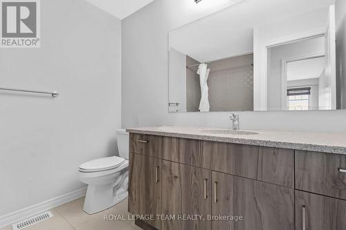 310 Kanashtage Terrace, Ottawa, ON - Indoor Photo Showing Bathroom