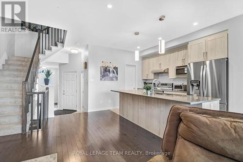 310 Kanashtage Terrace, Ottawa, ON - Indoor Photo Showing Kitchen With Stainless Steel Kitchen With Upgraded Kitchen