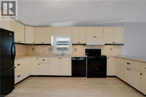 120 Maple Crescent, Flamborough, ON - Indoor Photo Showing Kitchen With Double Sink