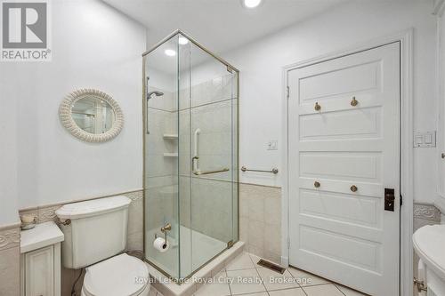 113 Queen Street, Guelph (General Hospital), ON - Indoor Photo Showing Bathroom