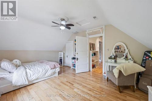 113 Queen Street, Guelph (General Hospital), ON - Indoor Photo Showing Bedroom