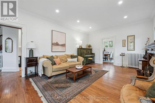113 Queen Street, Guelph (General Hospital), ON - Indoor Photo Showing Living Room