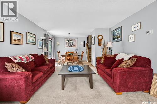 1381 Prince Crescent, Moose Jaw, SK - Indoor Photo Showing Living Room