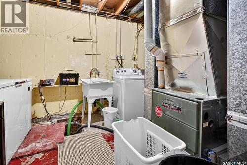 1381 Prince Crescent, Moose Jaw, SK - Indoor