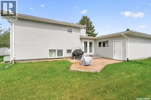 1381 Prince Crescent, Moose Jaw, SK - Outdoor With Exterior