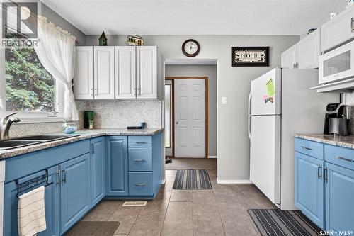 1381 Prince Crescent, Moose Jaw, SK - Indoor Photo Showing Kitchen