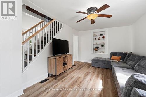 26 Marmora Street, Centre Hastings, ON - Indoor Photo Showing Living Room