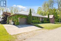 271 ANNA STREET  North Middlesex (Parkhill), ON N0M 2K0