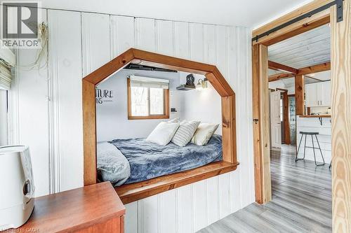 716 Sandy Bay Road, Dunnville, ON - Indoor Photo Showing Bedroom