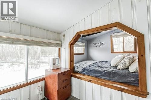 716 Sandy Bay Road, Dunnville, ON - Indoor Photo Showing Bedroom
