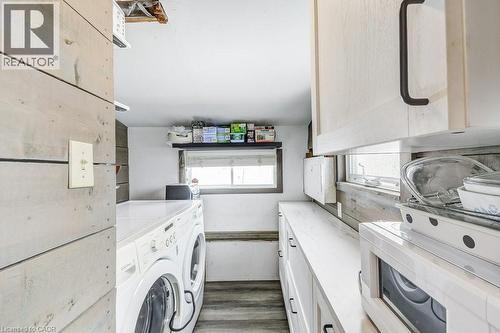 716 Sandy Bay Road, Dunnville, ON - Indoor Photo Showing Laundry Room