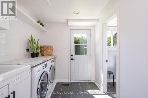 26 Dickson Road, Collingwood, ON - Indoor Photo Showing Laundry Room