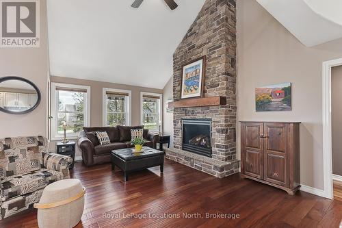 132 Dory Row, Blue Mountains, ON - Indoor Photo Showing Living Room With Fireplace