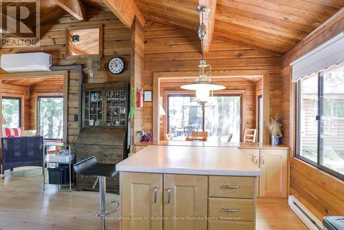 2 Is 220 Severn River Island, Georgian Bay (Baxter), ON - Indoor