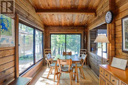 2 Is 220 Severn River Island, Georgian Bay (Baxter), ON - Indoor Photo Showing Dining Room