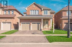 15 AYLESBURY DRIVE Brampton, ON L7A 0V3