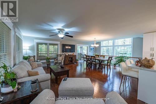 25 Lakeland Avenue, Trent Lakes, ON - Indoor Photo Showing Other Room