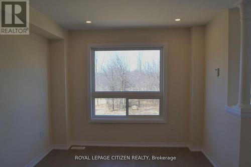 41 Carew Boulevard, Kawartha Lakes, ON - Indoor Photo Showing Other Room