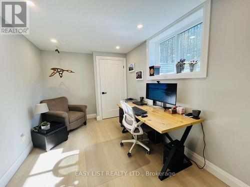 25350 C Highway 62, Bancroft, ON - Indoor Photo Showing Office