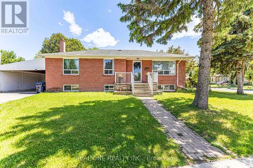 1 Gilroy Drive, Toronto, ON - Outdoor