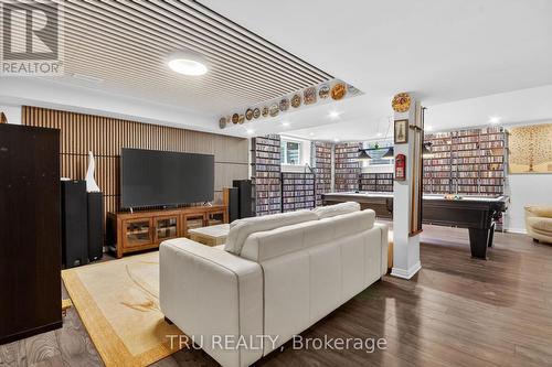 202 Skipper Drive, Ottawa, ON - Indoor