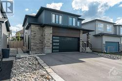 C - 846 ROCKSON CRESCENT Ottawa, ON K2S 0S6
