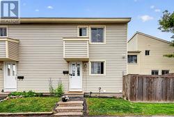 52 THISTLEDOWN COURT Ottawa, ON K2J 1M9