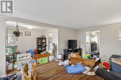52 Thistledown Court, Ottawa, ON - Indoor Photo Showing Other Room