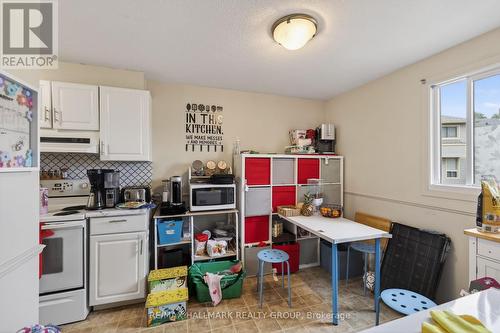 52 Thistledown Court, Ottawa, ON - Indoor