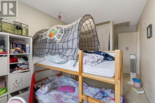 52 Thistledown Court, Ottawa, ON - Indoor Photo Showing Bedroom