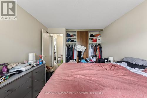 52 Thistledown Court, Ottawa, ON - Indoor Photo Showing Bedroom