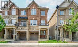 14 FAYE Street Brampton, ON L6P 4M9