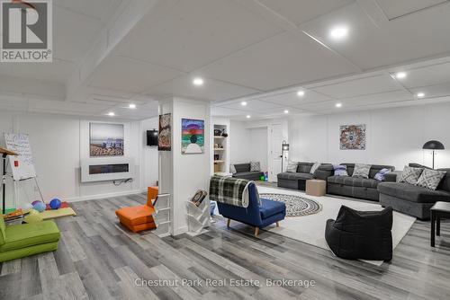 5 Hunter Place, Bracebridge (Macaulay), ON - Indoor