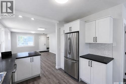 529 20Th Street E, Prince Albert, SK - Indoor Photo Showing Kitchen