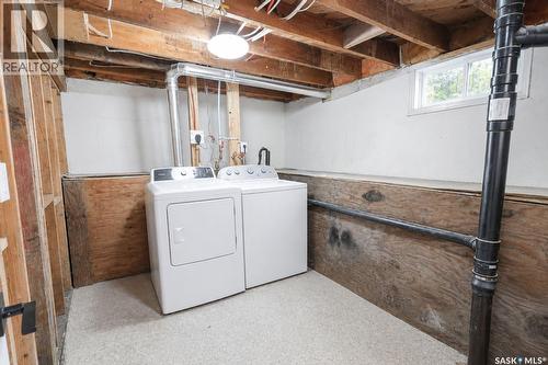 529 20Th Street E, Prince Albert, SK - Indoor Photo Showing Laundry Room